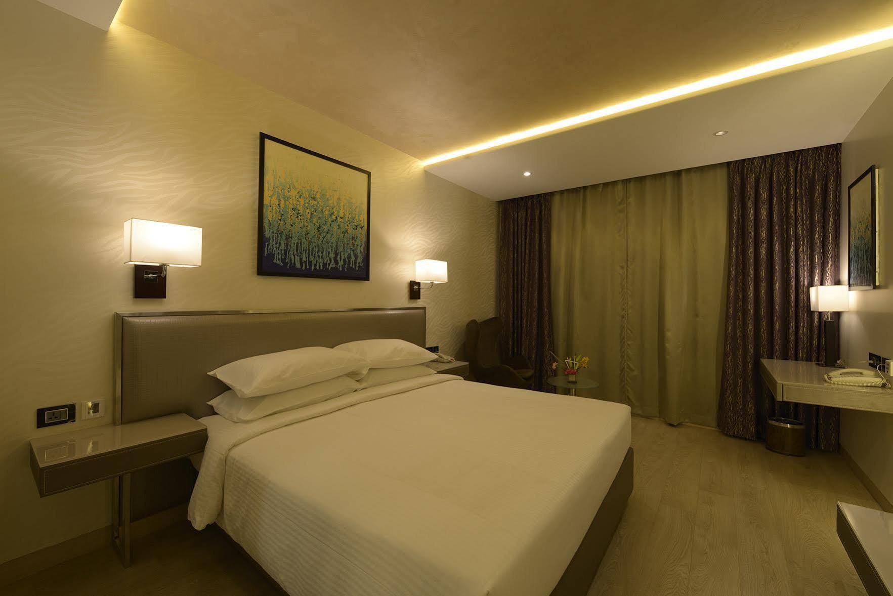 Genesis Hotel Near Mumbai Airport Ngoại thất bức ảnh